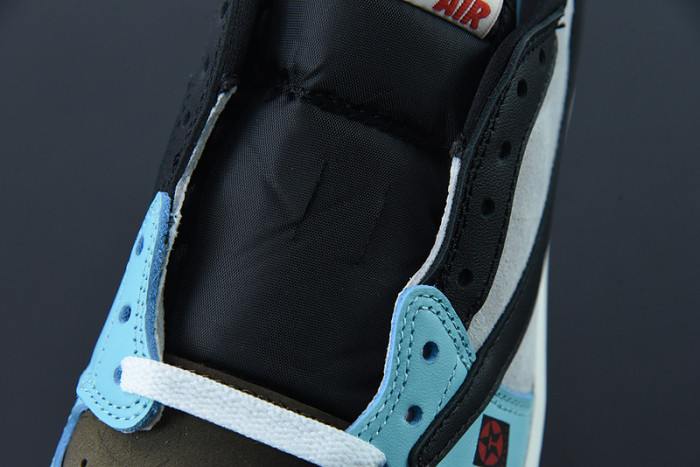 TRAVIS SCOTT X AIR JORDAN 1 LOW DM7866-009