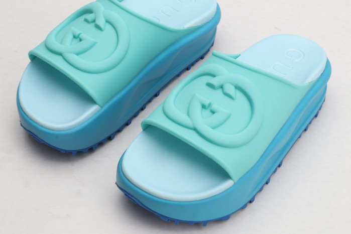 Gvc*1 SANDALS