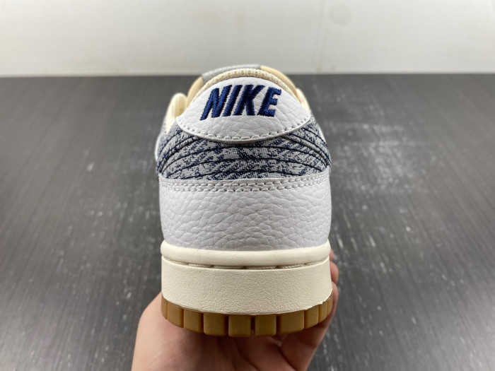 Nike Dunk Low “Washed Denim” FN6881-100