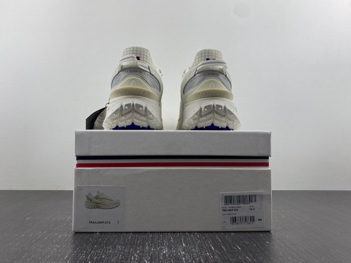 MONCLER TRAILGRIP GORE-TEX