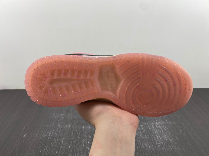 Nike Dunk Low WMNS Barbie FN8927-621