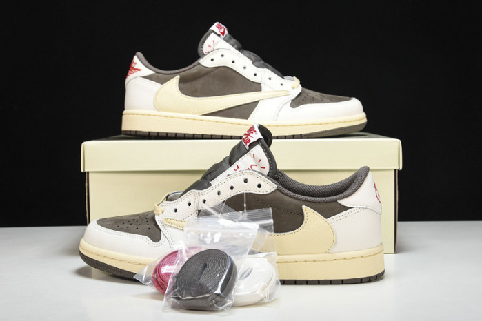 Travis Scott x Nike Air Jordan 1 Low DM7866-162
