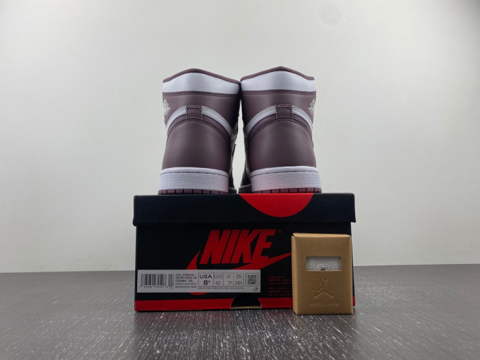Air Jordan 1 High OG “Mauve” DZ5485-105