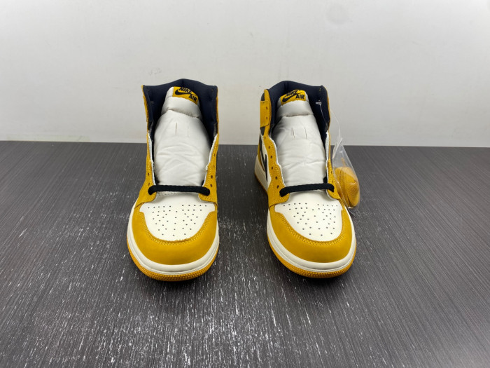 Air Jordan 1 High OG "Yellow Ochre" DZ5485-701