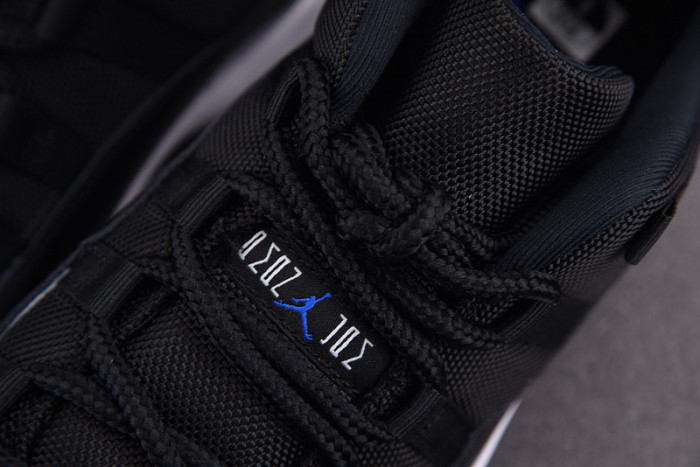 Air Jordan 11 Low 
