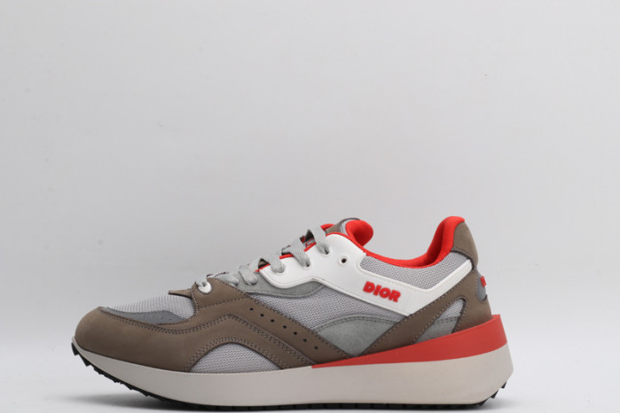 DIO* SNEAKER