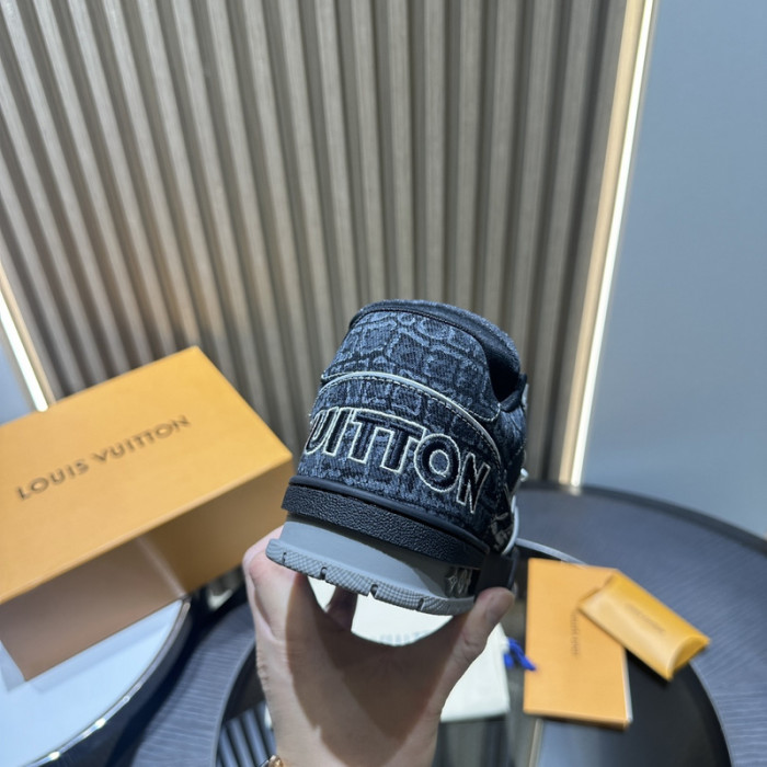 LO1_VTS SNEAKER