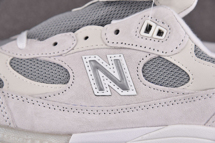 NEW BALANCE M992NC WHITE SILVER