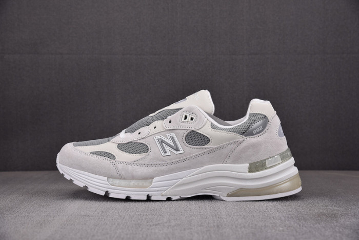NEW BALANCE M992NC WHITE SILVER