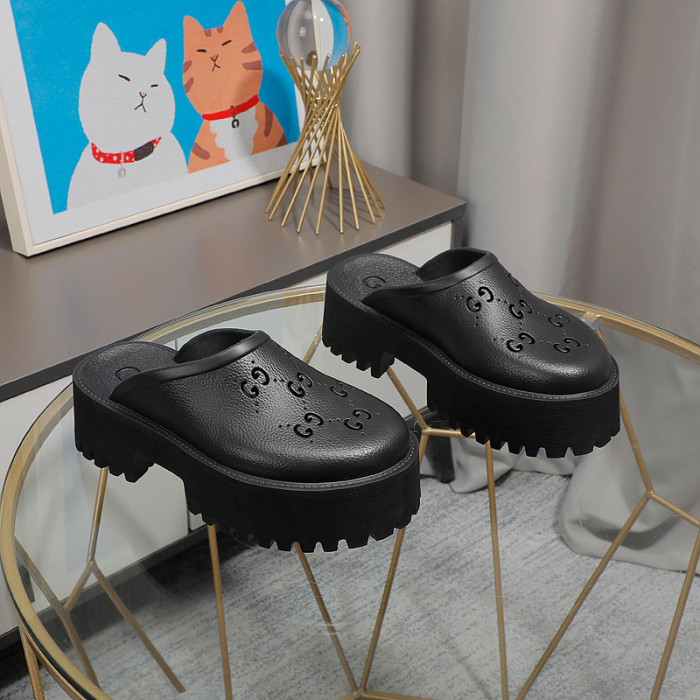 Gvc*1 SANDAL