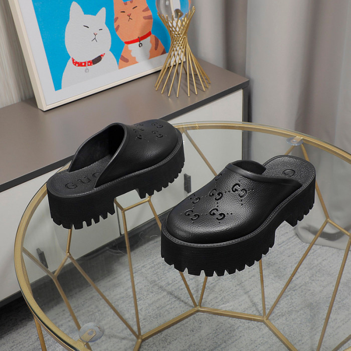 Gvc*1 SANDAL