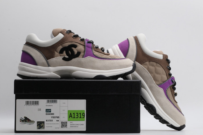 Ch**el sneaker
