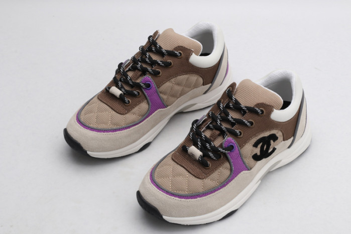 Ch**el sneaker