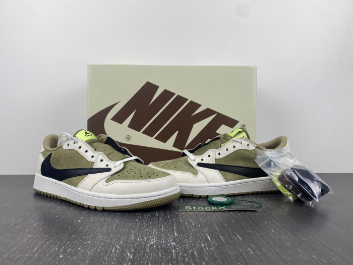 Travis Scott x Air Jordan 1 Low Golf FZ3124-200