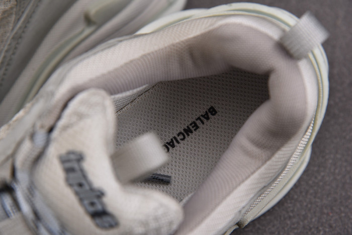 BLCG SNEAKER TRIPLE.S.