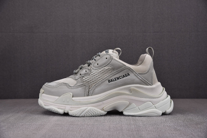 BLCG SNEAKER TRIPLE.S.