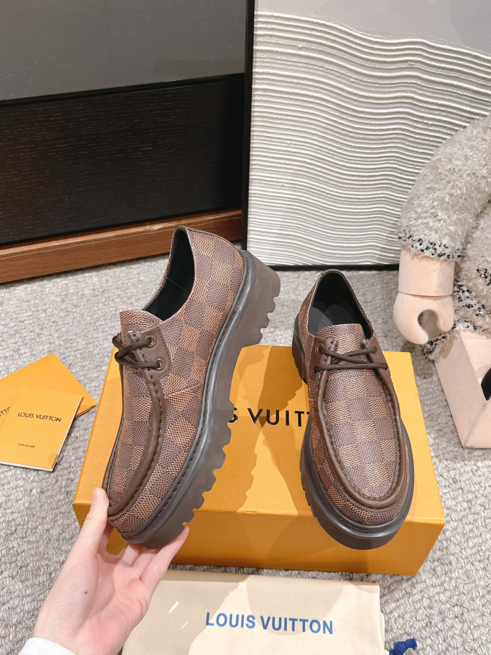 LO1_VTS COUPLE LOAFER