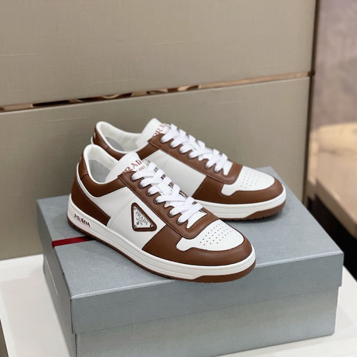Pra*a sneaker